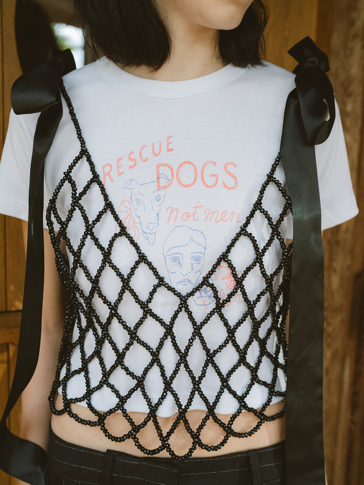 RESCUE DOGS NOT MEN CROPPED TEE